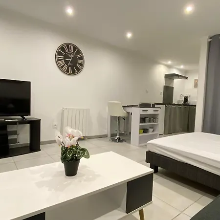 Anthracite Apartmán